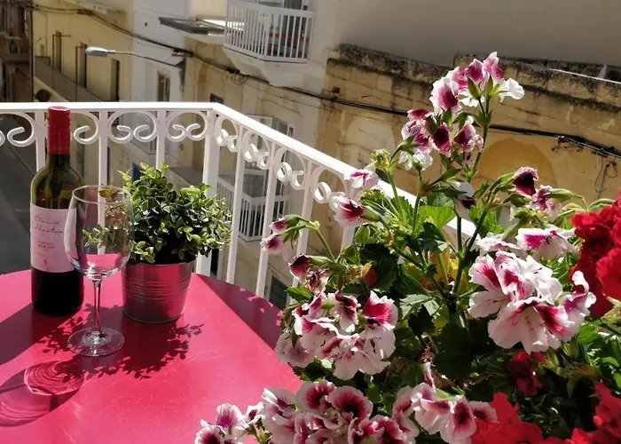 Little Blue House Marsalforn